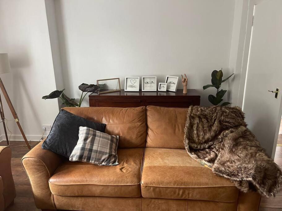 Honeycomb Cottage Newburgh  Екстериор снимка