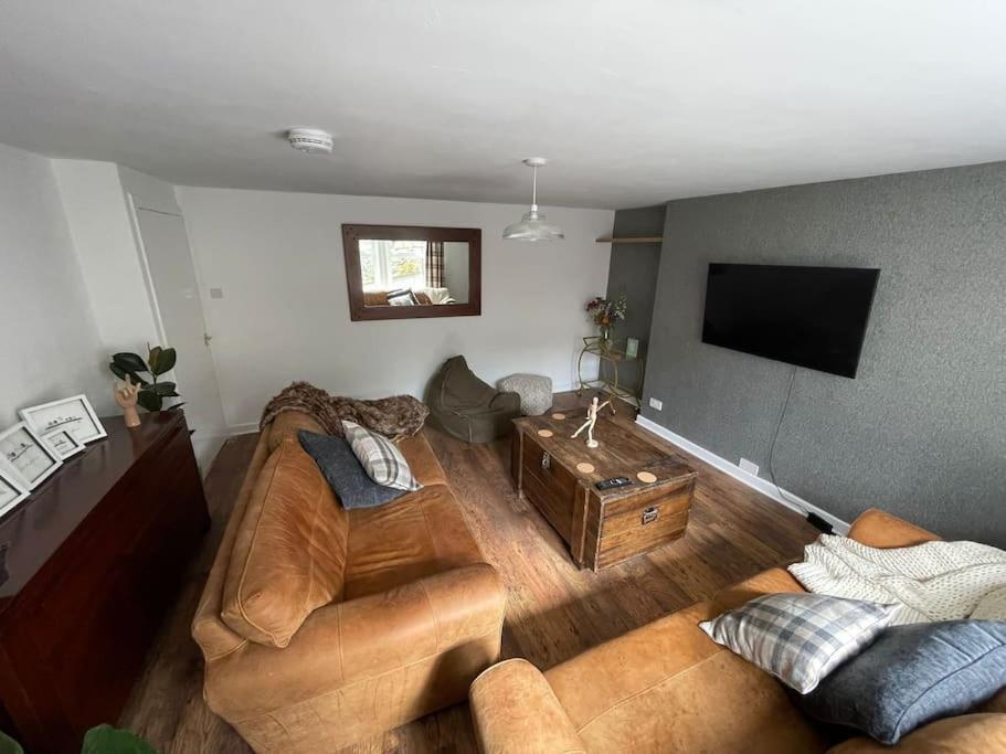 Honeycomb Cottage Newburgh  Екстериор снимка