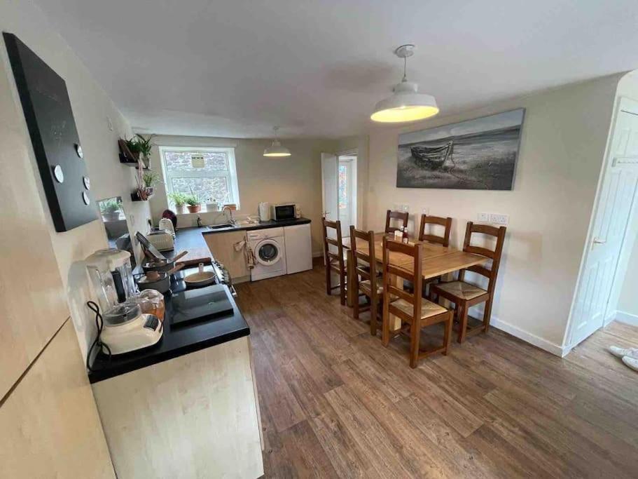 Honeycomb Cottage Newburgh  Екстериор снимка