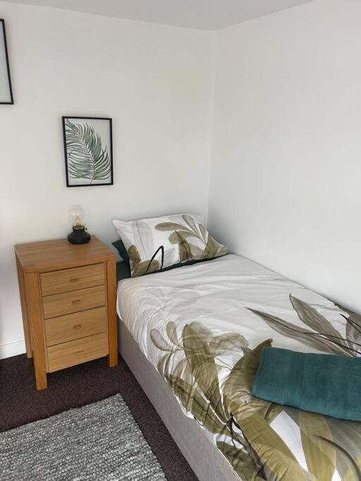 Honeycomb Cottage Newburgh  Екстериор снимка